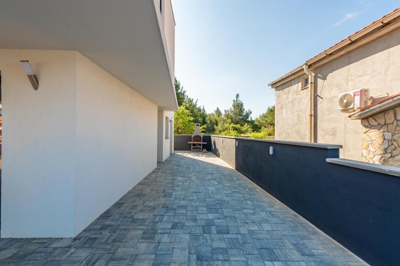 Appartements Vir Exterior foto